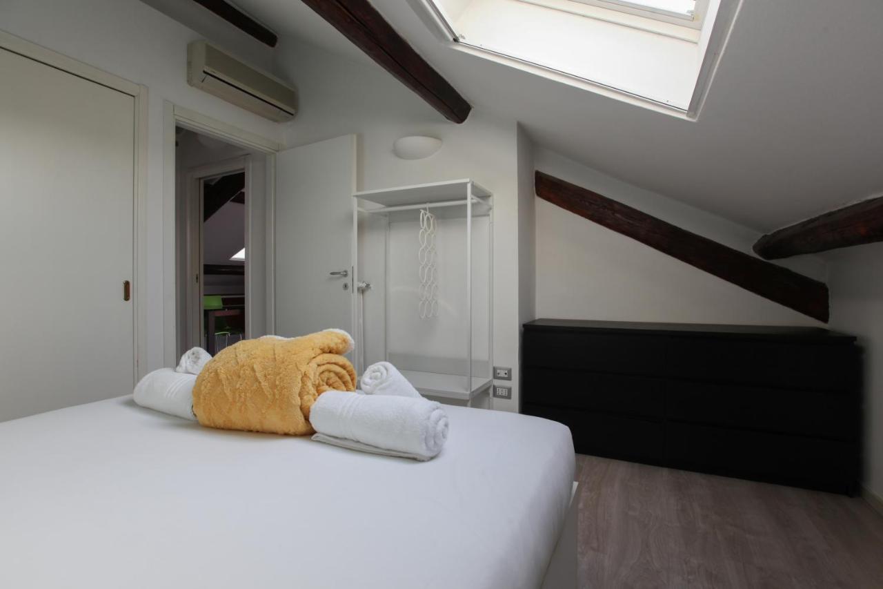 The Cosy Terrace Of Milano- Via Sardegna Apartment Bagian luar foto